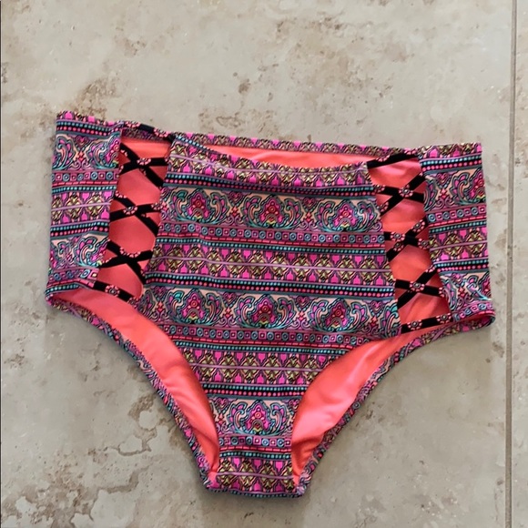 High waisted bikini bottoms size medium - Picture 2 of 6